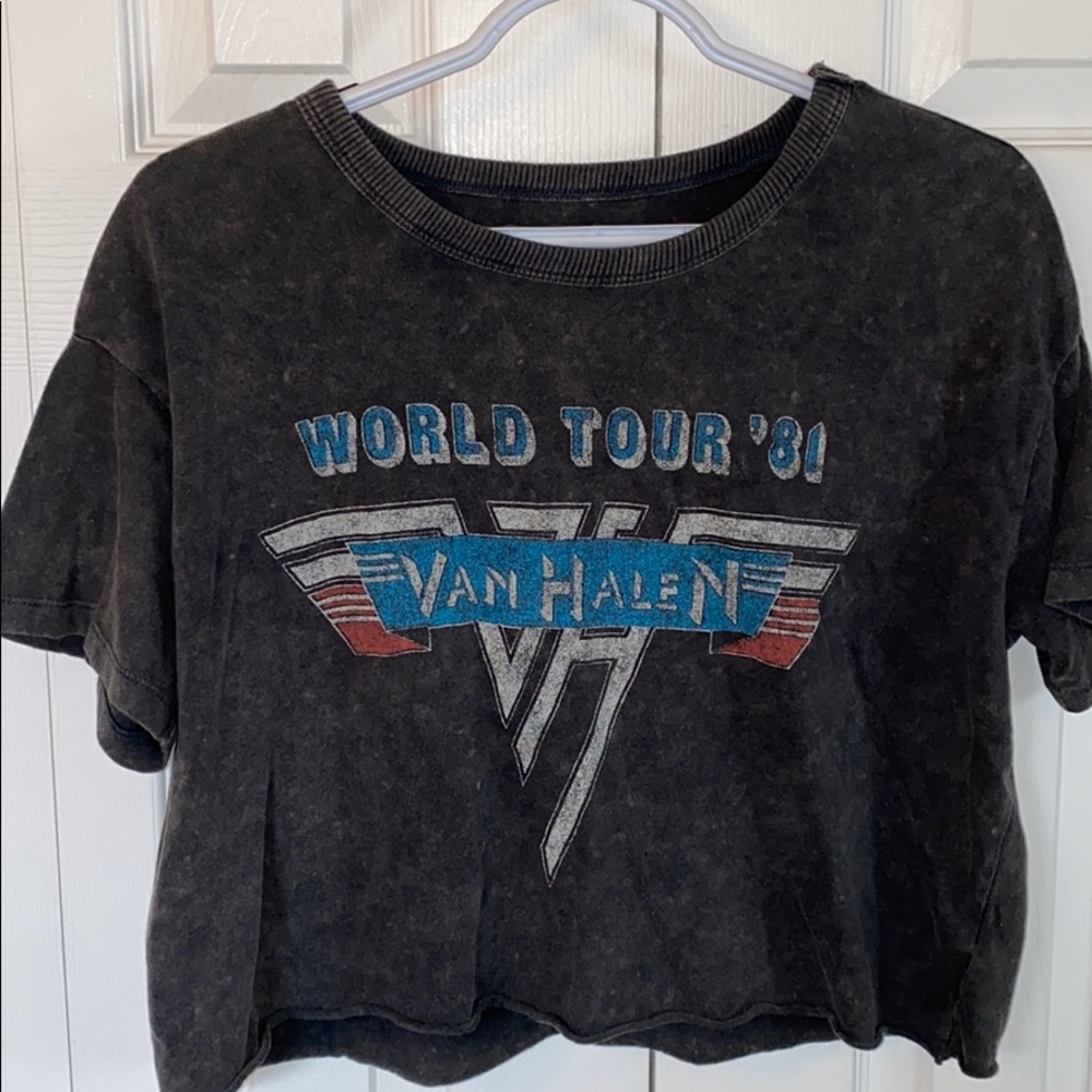 american eagle cropped t